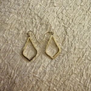 Kendra Scott small hoop earrings